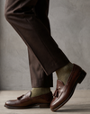 Mocassino tassel loafer in pelle marrone con nappine