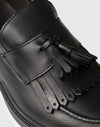 Mocassino in pelle con nappine